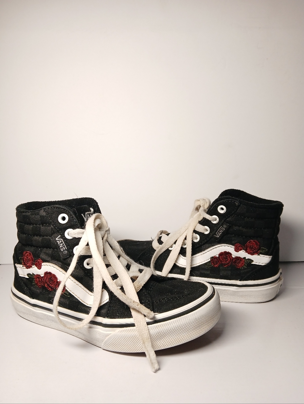 Vans Black High-Top Sneakers. White Stripe and Red Rose Embroidery. Girls 11